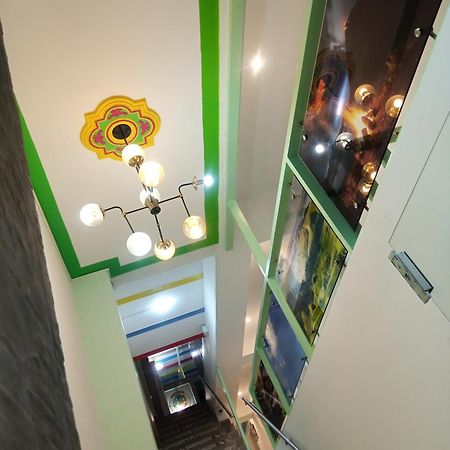 Hotel Cafe Color Армения Экстерьер фото